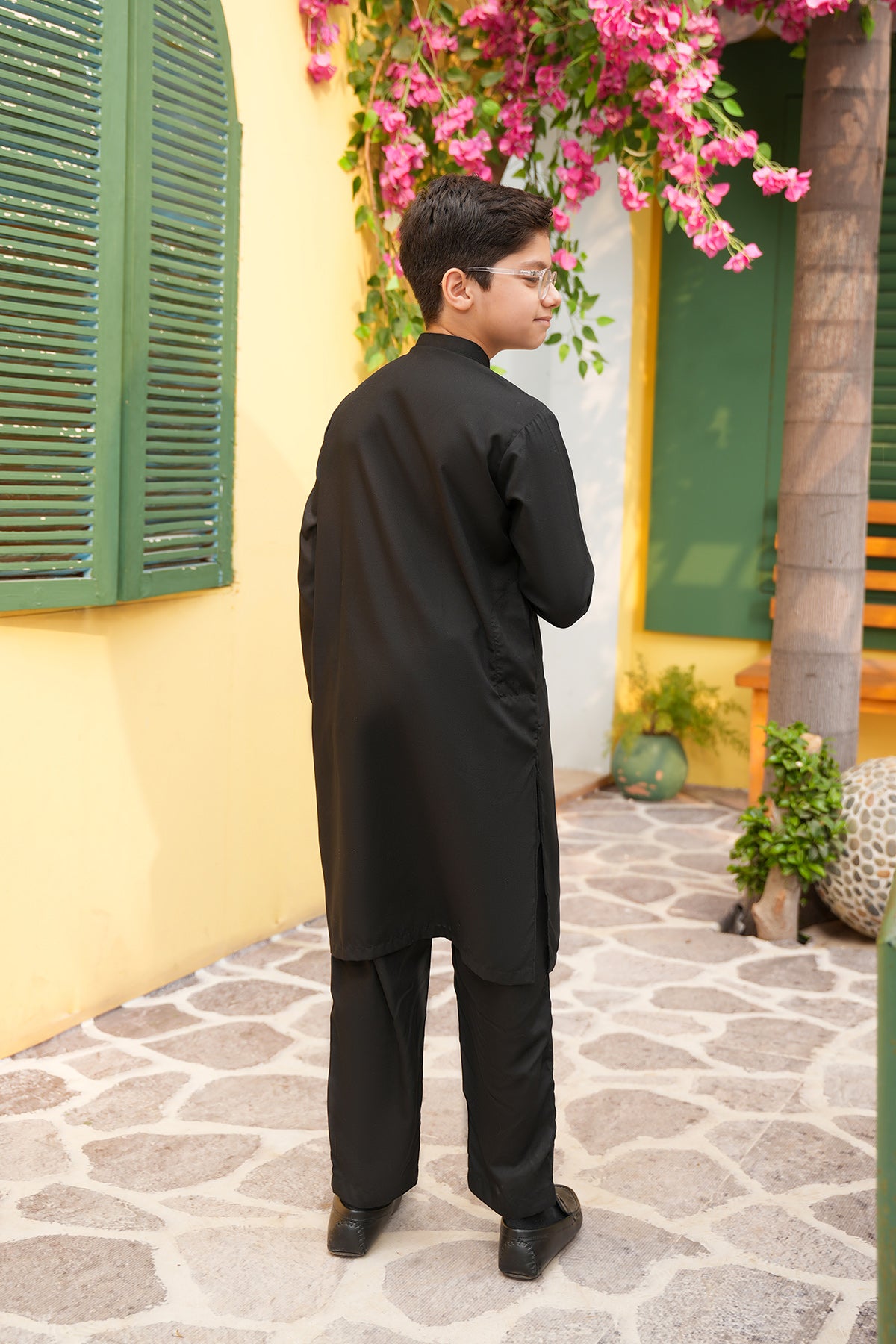 Zahan – Charcoal Green Embroidered Heritage Set