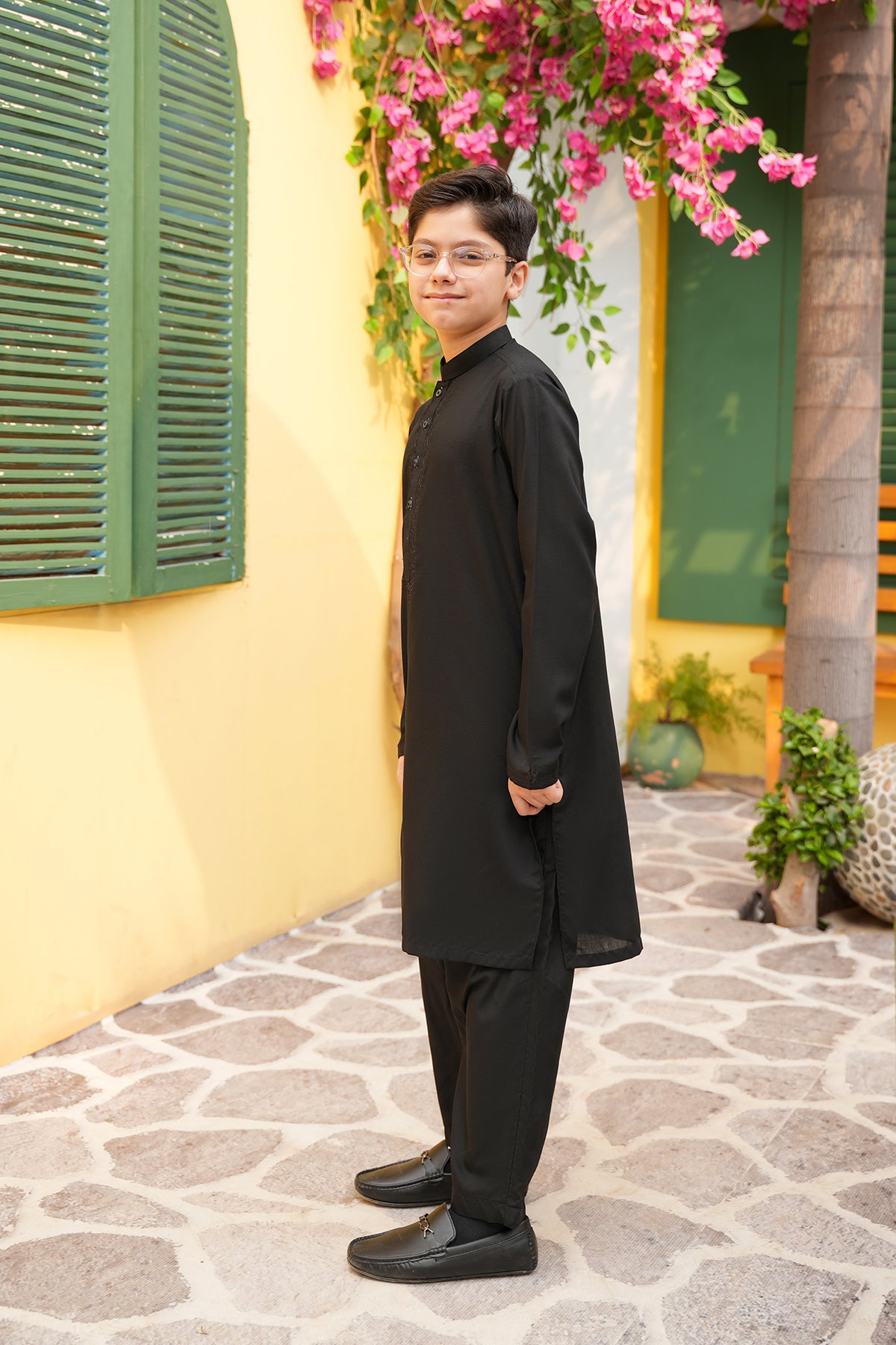 Zahan – Charcoal Green Embroidered Heritage Set