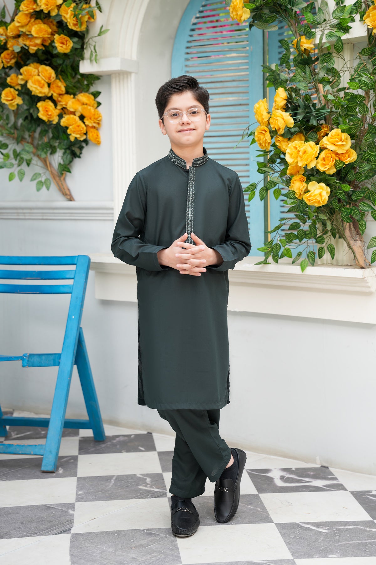 Ayan – Emerald Green Embroidered Kurta Set