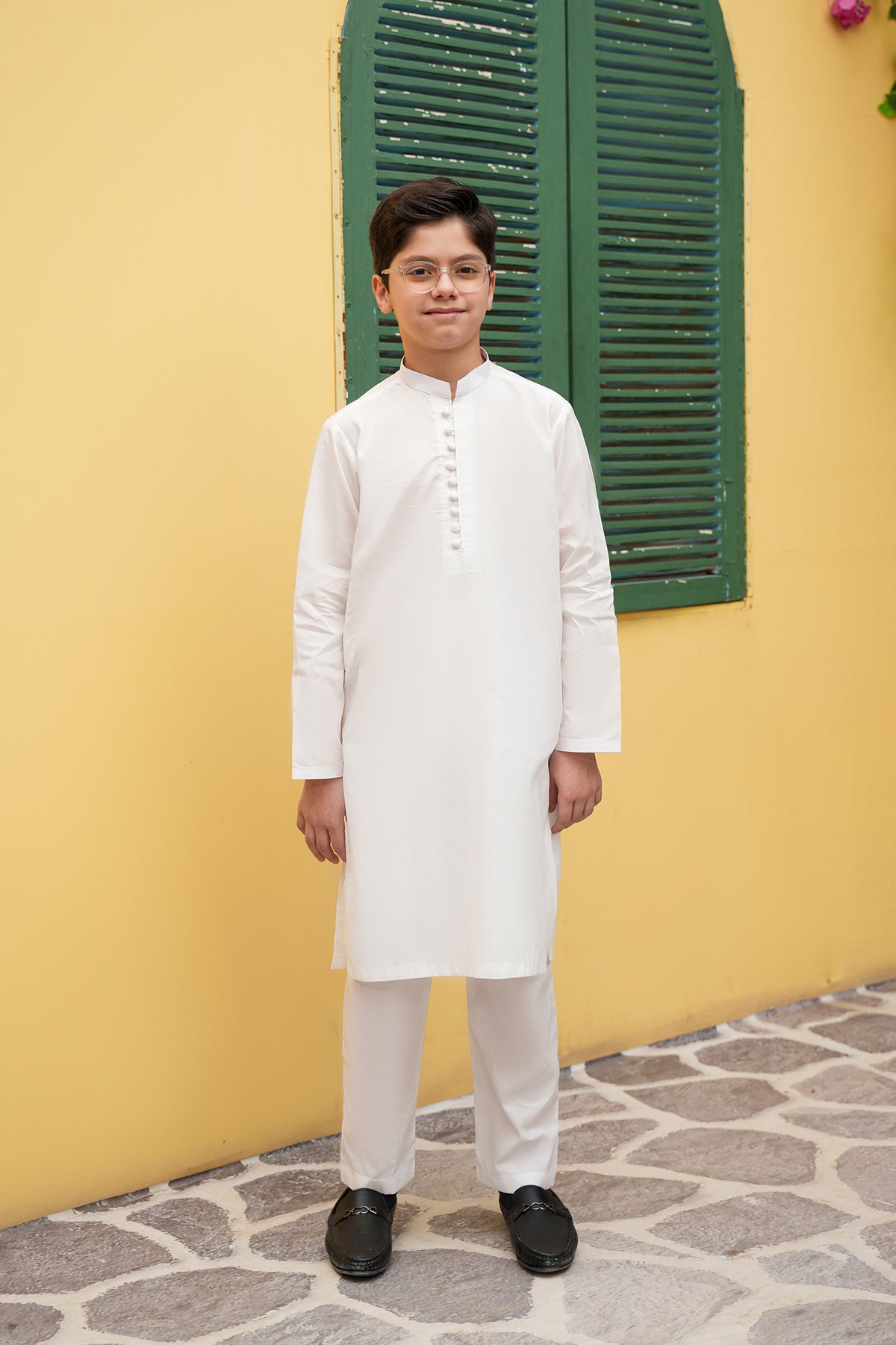 Subhan – Arctic White Essential Potli-Buttoned Set