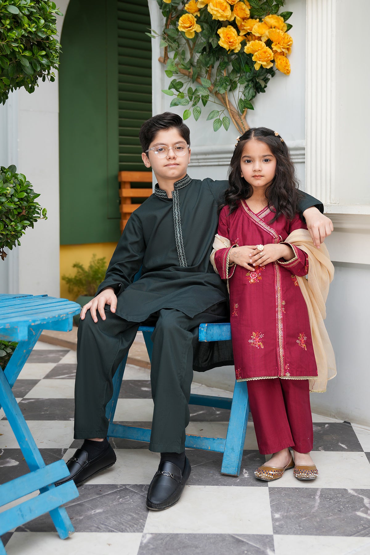 Ayan – Emerald Green Embroidered Kurta Set