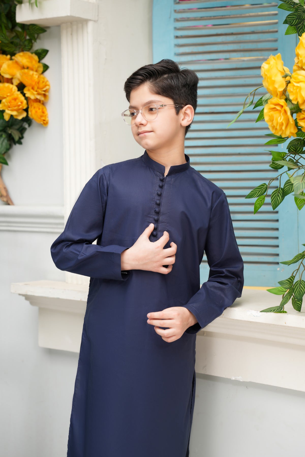 Zaviyar – Navy Blue Signature Potli-Buttoned Set