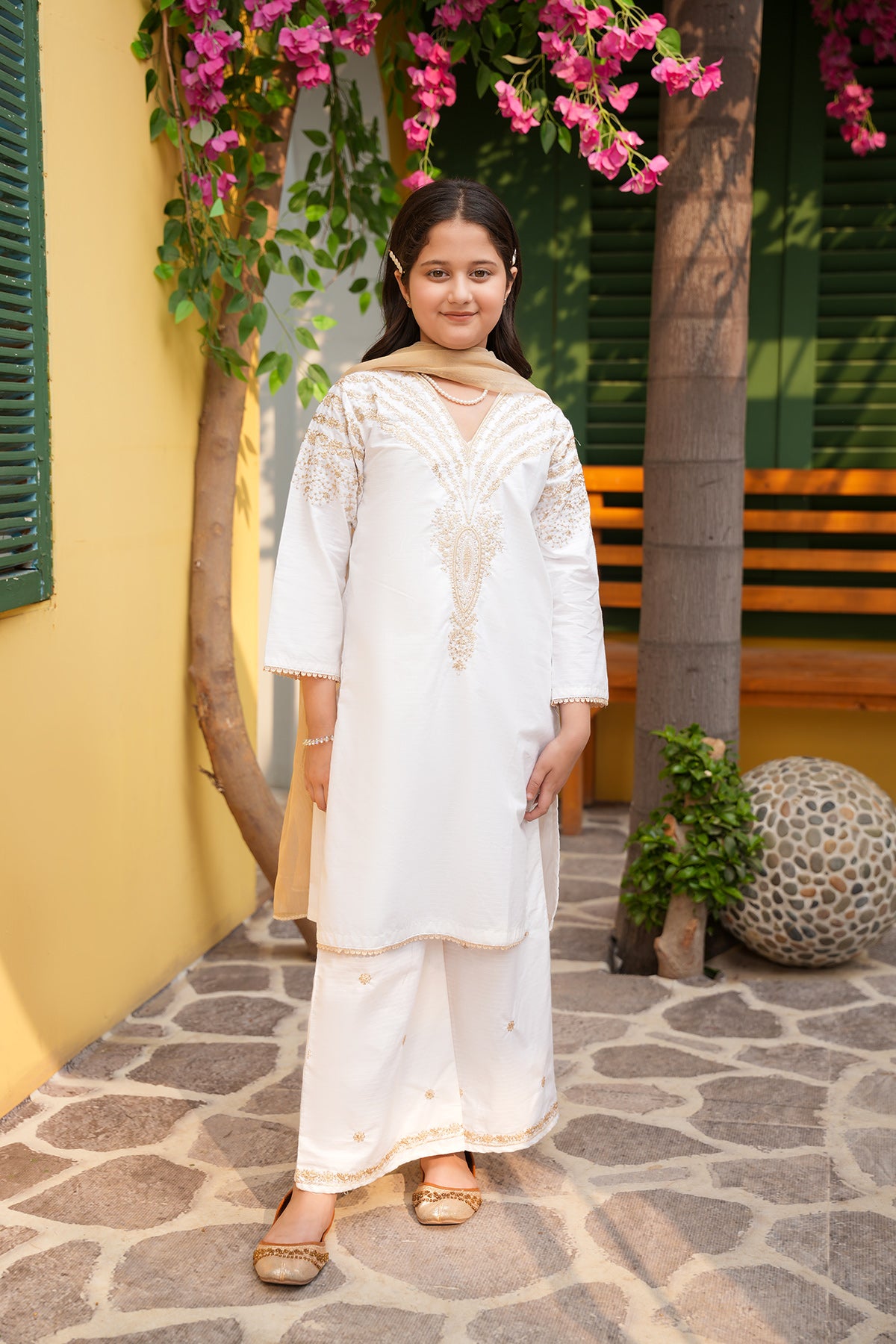 Noor – Ivory Gold Heavily Embroidered Formal Set